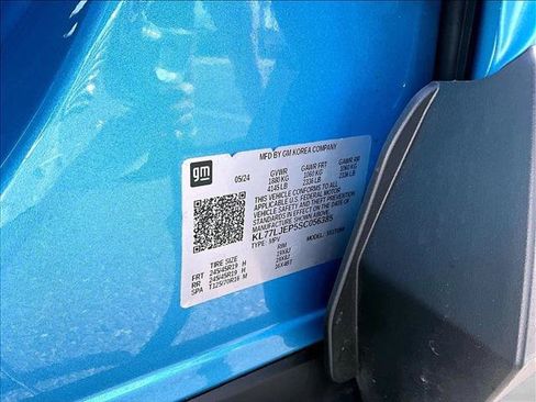 Used 2025 Chevrolet Trax RS w/ Driver Confidence Package FWD image 30