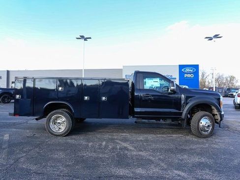 New 2025 Ford F550 4x4 Regular Cab Super Duty image 11
