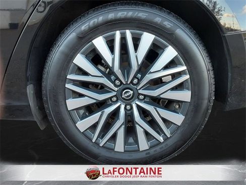 Used 2024 Nissan Altima 2.5 SV image 30