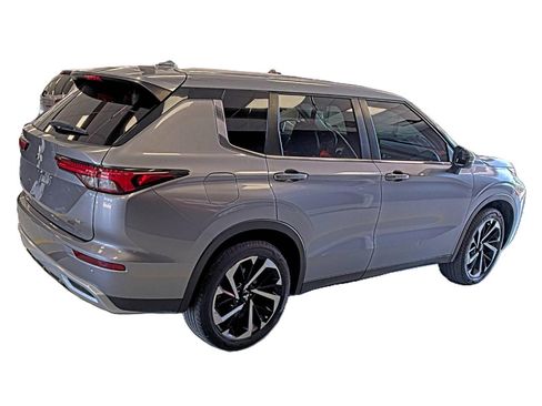 Used 2022 Mitsubishi Outlander SE FWD image 3