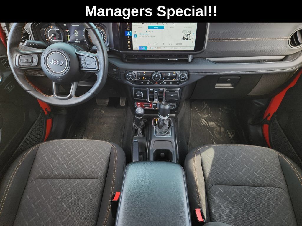 Used 2024 Jeep Gladiator Mojave w/ Safety Group AWD/4WD image 29