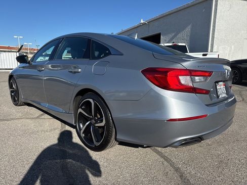 Used 2018 Honda Accord Sport image 5