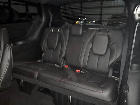 New 2026 Chrysler Pacifica Select FWD image 19