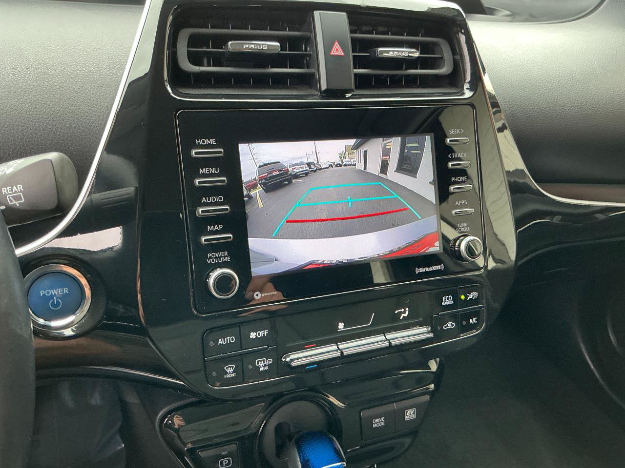 Used 2022 Toyota Prius XLE w/ Advanced Technology Package AWD/4WD image 15