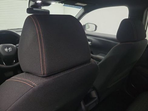 Used 2025 Honda HR-V Sport image 14