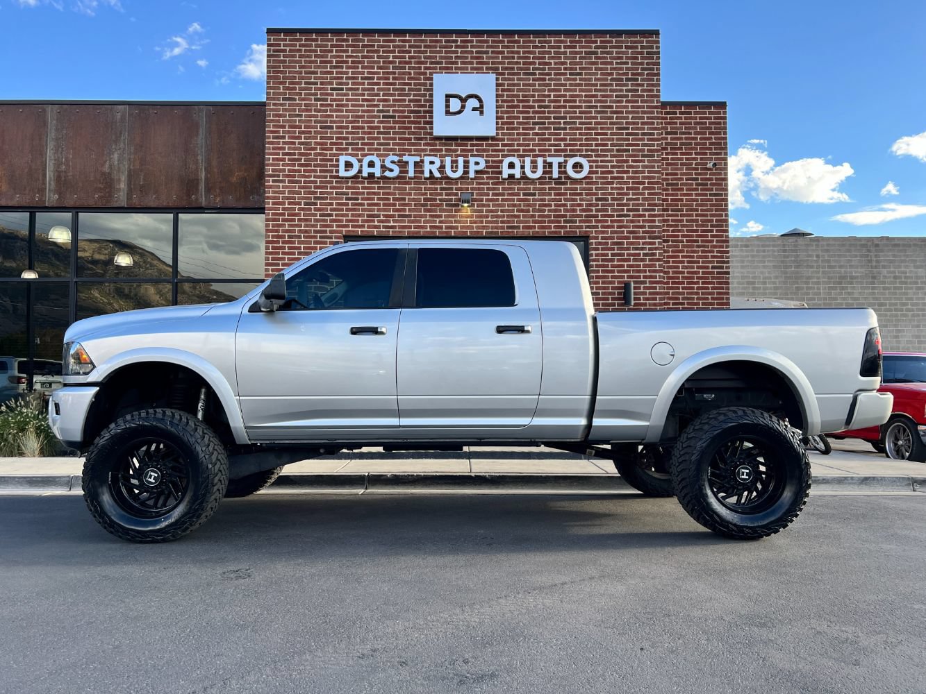 Used 2013 RAM 3500 Laramie w/ Cold Weather Group AWD/4WD image 3
