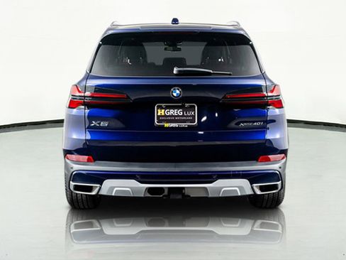 Used 2024 BMW X5 xDrive40i w/ Premium Essential Package image 9