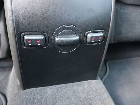 Used 2012 Lincoln MKS AWD image 26