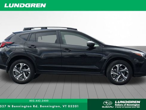 Used 2024 Subaru Crosstrek 2.0i Premium image 2