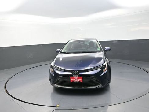 Used 2024 Toyota Corolla LE image 34