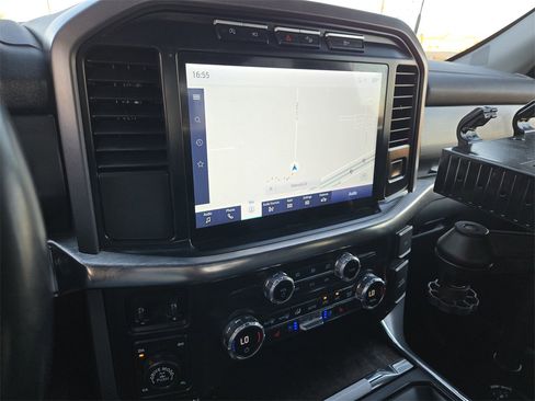 Used 2021 Ford F150 Lariat w/ FX4 Off-Road Package image 26