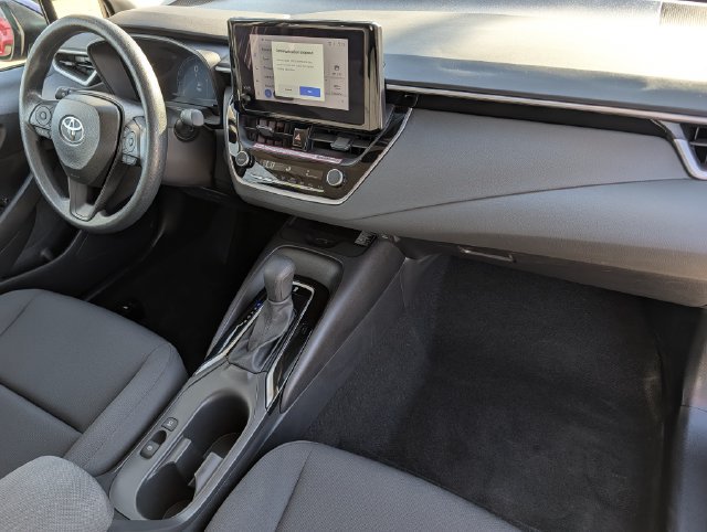 Certified 2026 Toyota Corolla LE w/ LE Premium Package FWD image 32