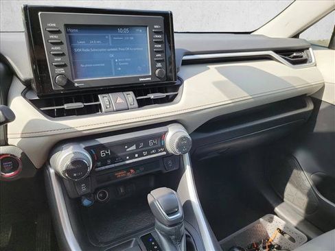 Used 2022 Toyota RAV4 XLE Premium FWD image 19