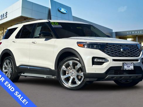 Certified 2020 Ford Explorer Platinum w/ Premium Technology Package image 2