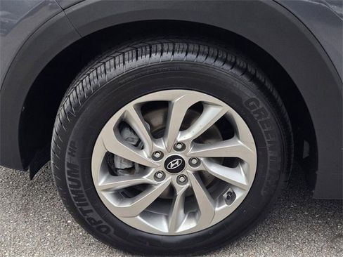 Used 2017 Hyundai Tucson SE image 11