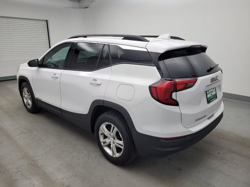 Used 2018 GMC Terrain SLE w/ Driver Convenience Package FWD image 3