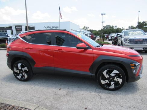 Used 2026 Hyundai Kona Limited AWD/4WD image 2