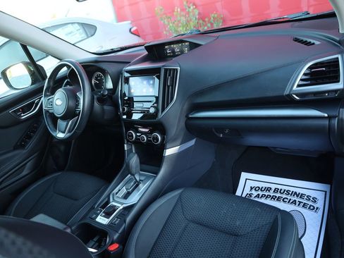 Used 2023 Subaru Forester Premium image 12