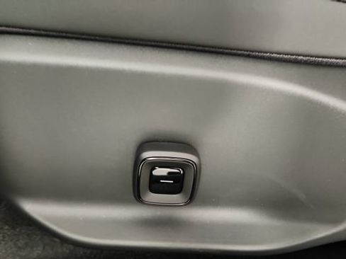 New 2026 Volvo EX30 Plus w/ Protection Package Premier RWD image 12