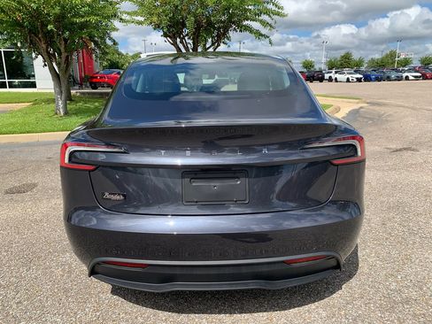 Used 2025 Tesla Model 3 Long Range RWD image 8