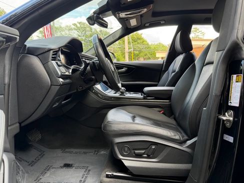 Used 2023 Audi Q8 Premium Plus w/ Premium Plus Package AWD/4WD image 22