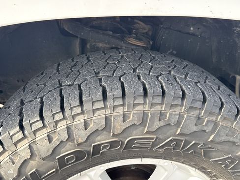 Used 2015 Toyota Tundra SR5 image 11