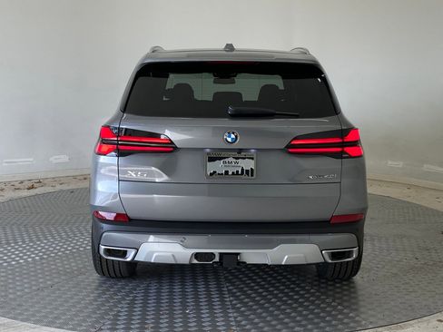 New 2026 BMW X5 xDrive40i w/ Premium Package image 9