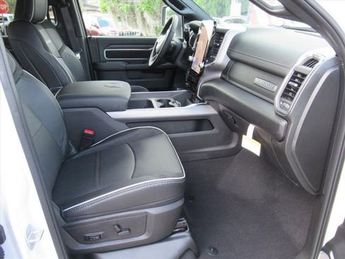 New 2026 RAM 3500 Laramie AWD/4WD image 10