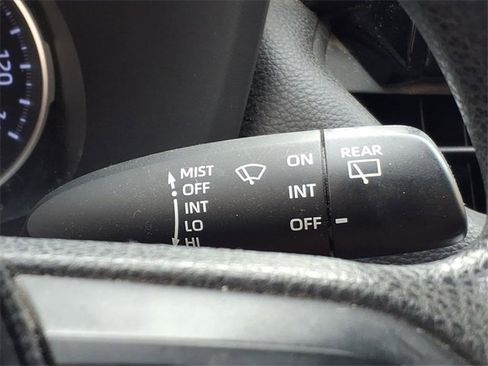 Used 2019 Toyota RAV4 LE image 25