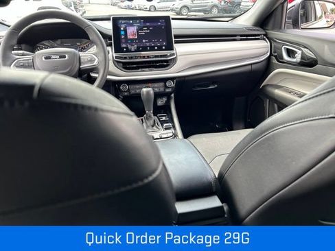 Used 2023 Jeep Compass Limited AWD/4WD image 6