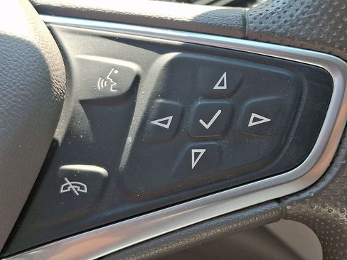 Used 2023 Chevrolet Malibu LS FWD image 21