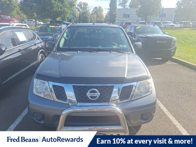 Used 2017 Nissan Frontier SV AWD/4WD image 2