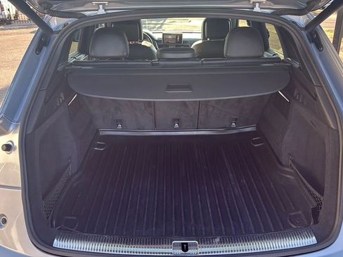Used 2018 Audi SQ5 Prestige w/ Prestige Package image 16