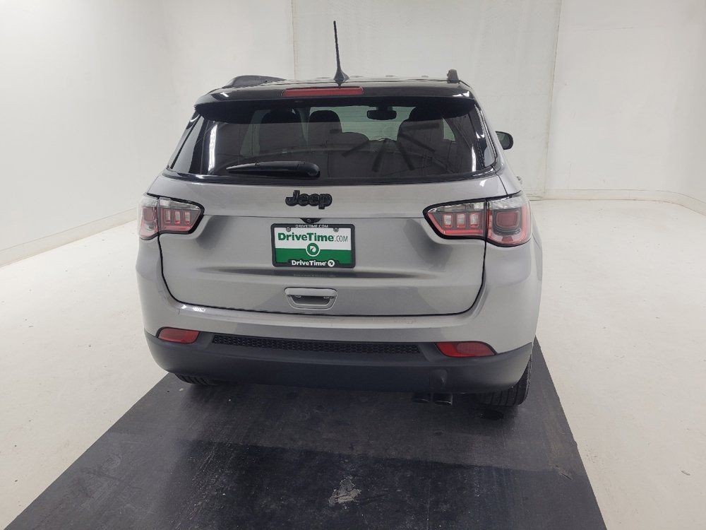 Used 2019 Jeep Compass Latitude FWD image 7