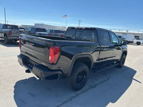 Used 2020 GMC Sierra 1500 AT4 w/ Off-Road Performance Package image 23