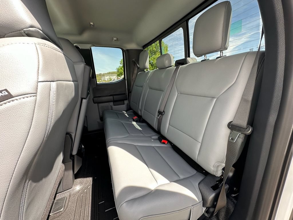 New 2026 Ford F450 XL w/ XL Chrome Package AWD/4WD image 17