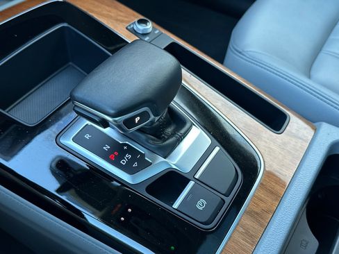 Used 2022 Audi Q5 2.0T Premium Plus image 22