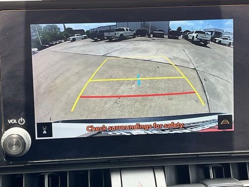 Used 2023 Toyota RAV4 XLE FWD image 16