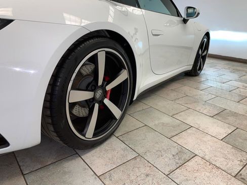 Used 2020 Porsche 911 Carrera 4S image 73