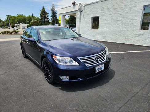 Used 2010 Lexus LS 460 RWD image 8