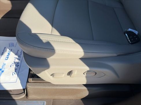 New 2026 GMC Sierra 1500 SLT w/ SLT Premium Plus Package image 18