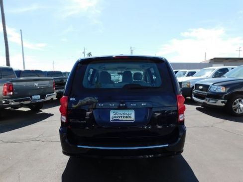 Used 2015 Dodge Grand Caravan American Value Package w/ UConnect Hands-Free Group image 6