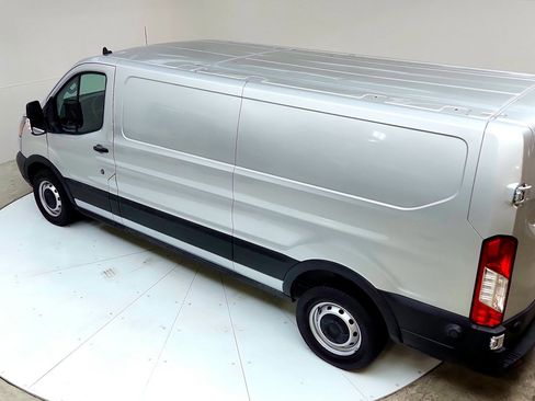 Used 2020 Ford Transit 150 Low Roof RWD image 15