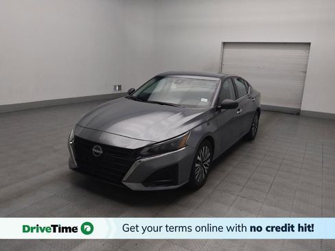 Used 2024 Nissan Altima 2.5 SV image 1