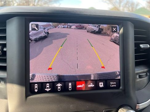 Used 2024 RAM 2500 Big Horn w/ Towing Technology Group image 31