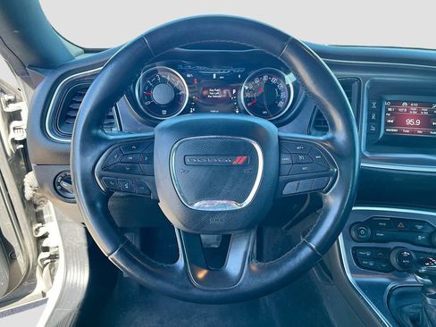 Used 2017 Dodge Challenger SXT RWD image 11