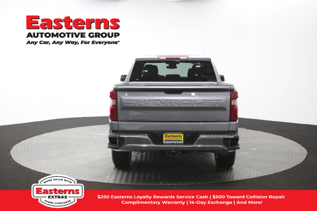 Used 2023 Chevrolet Silverado 1500 LT AWD/4WD image 40