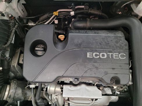 Used 2020 Chevrolet Equinox LT image 30