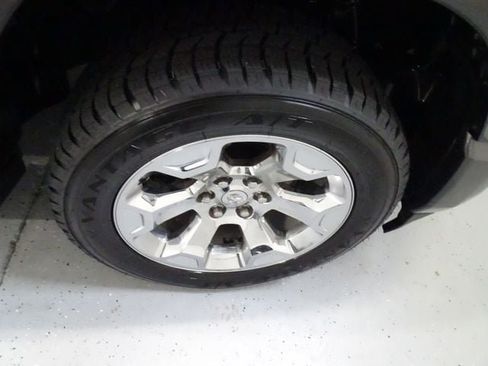 Certified 2022 RAM 1500 Big Horn AWD/4WD image 34