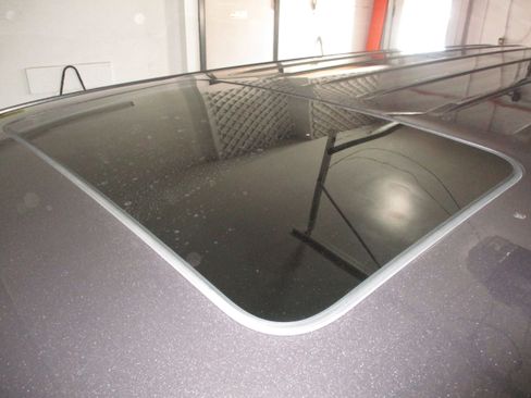 Used 2019 Dodge Durango SXT image 33